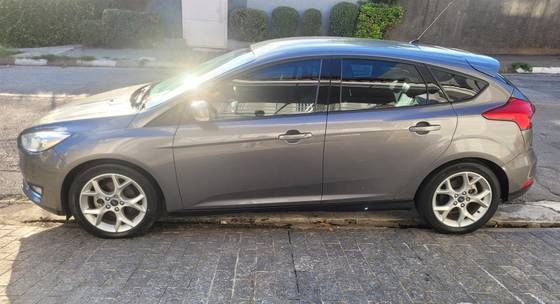 FORD FOCUS 2.0 SE PLUS 16V FLEX 4P POWERSHIFT